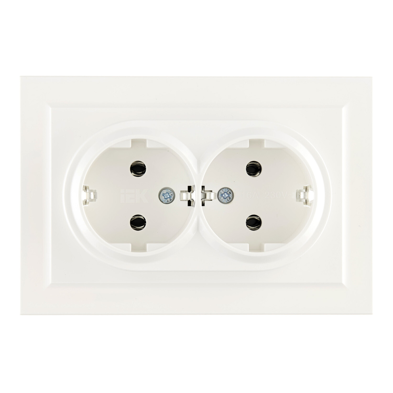 Розетка IEK Brite РС12-3-БрБ встраиваемая белая (BR-R21-16-K01-F)