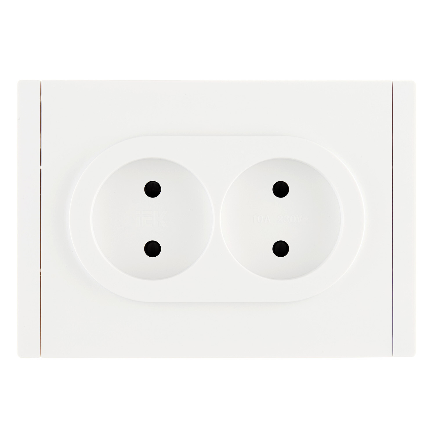 Розетка IEK Forte&Piano FP225 встраиваемая белая со шторками (FP-R23-10-1-K01)