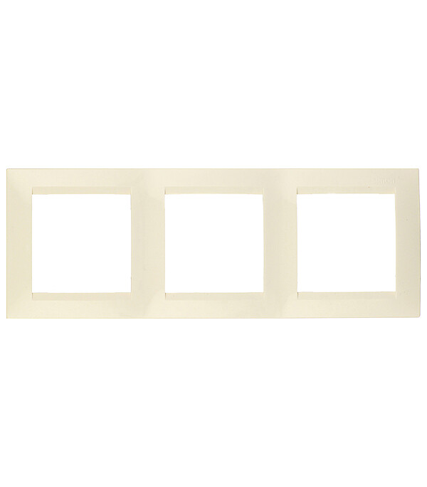 Рамка Simon 15 трехместная слоновая кость (1500630-031)