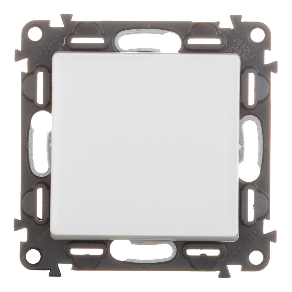 Переключатель Legrand Valena Life одноклавишный встраиваемый белый (752407)